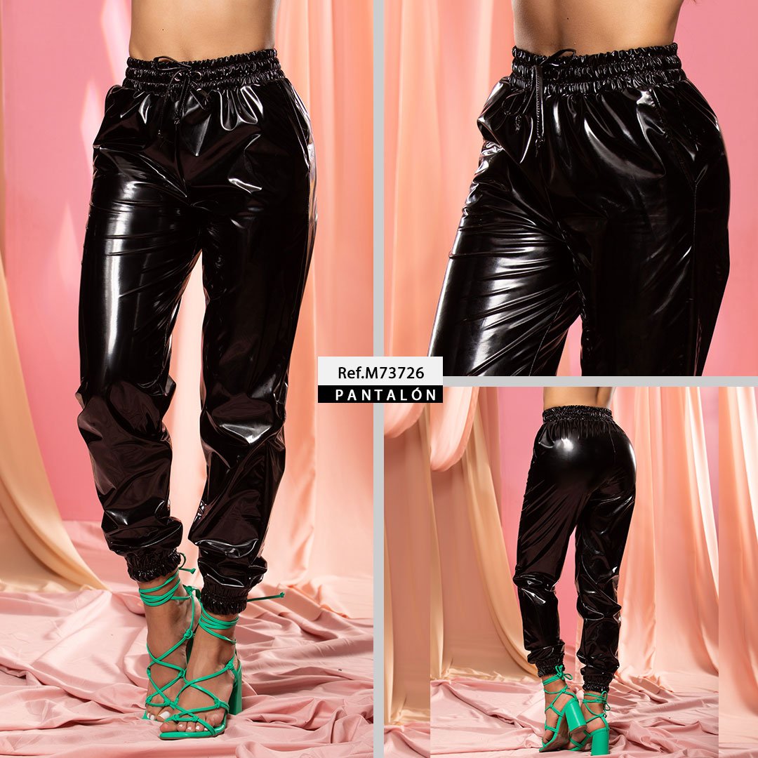 M73726  CUERO NEGRO