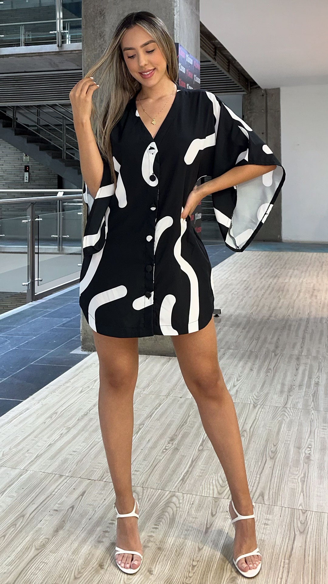 M73911 VESTIDO CHALIS DIAGONAL ESTAMPADO NEGRO