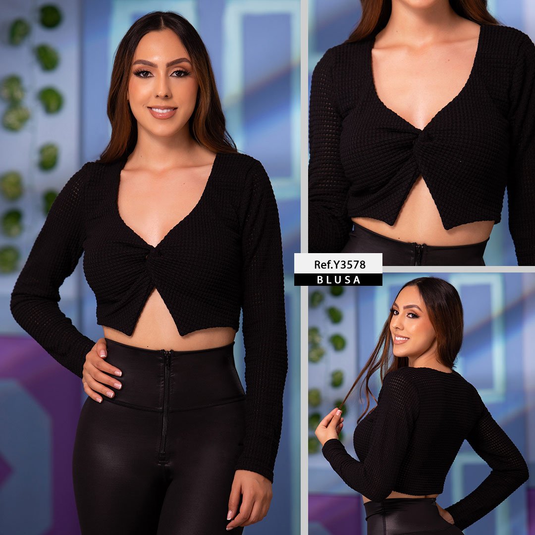 Y3578 BLUSA LANILLA  NEGRO