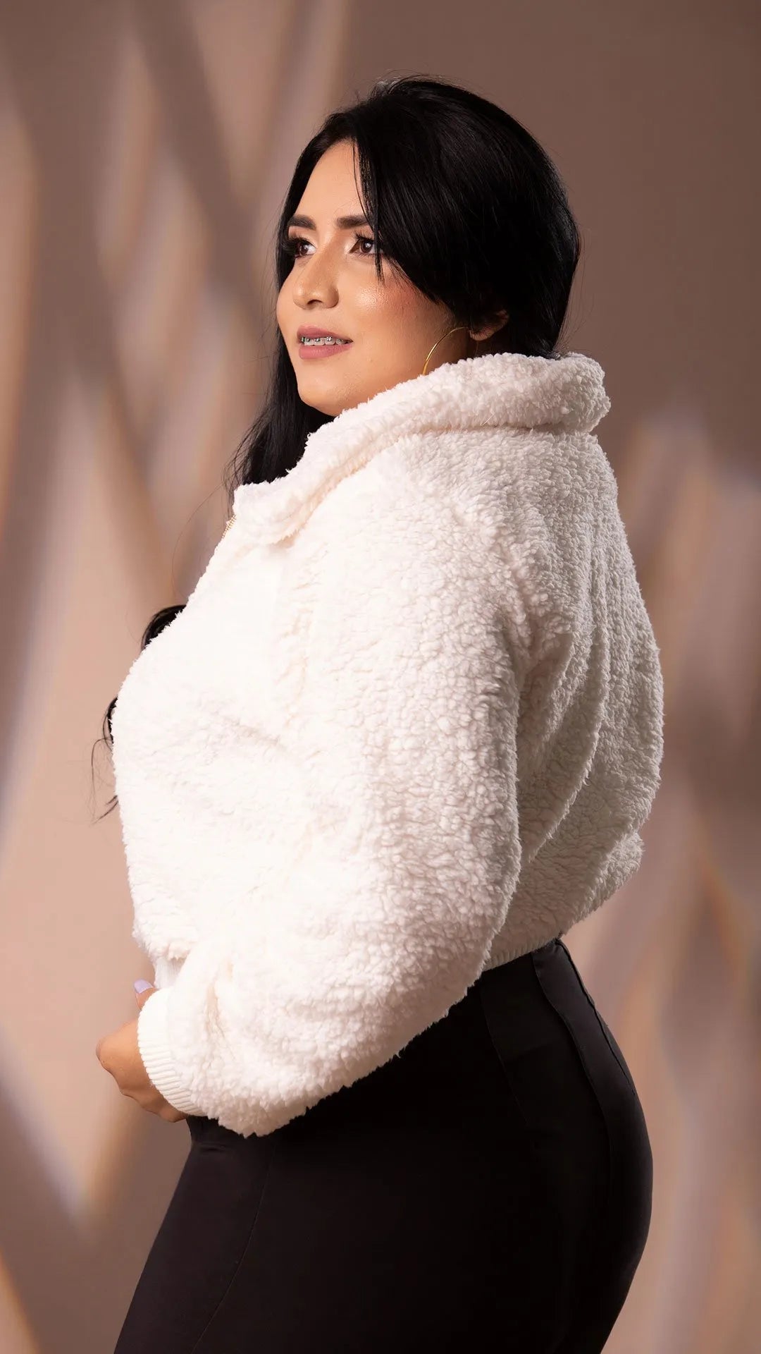 Y3599 CHAQUETA PELUCHE  BEIGE