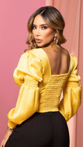 Y3639 BLUSA PLISADA SATIN AMARILLO