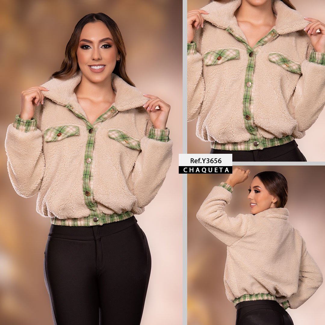 Y3656 CHAQUETA OVEJERA ESTAMPADO VERDE