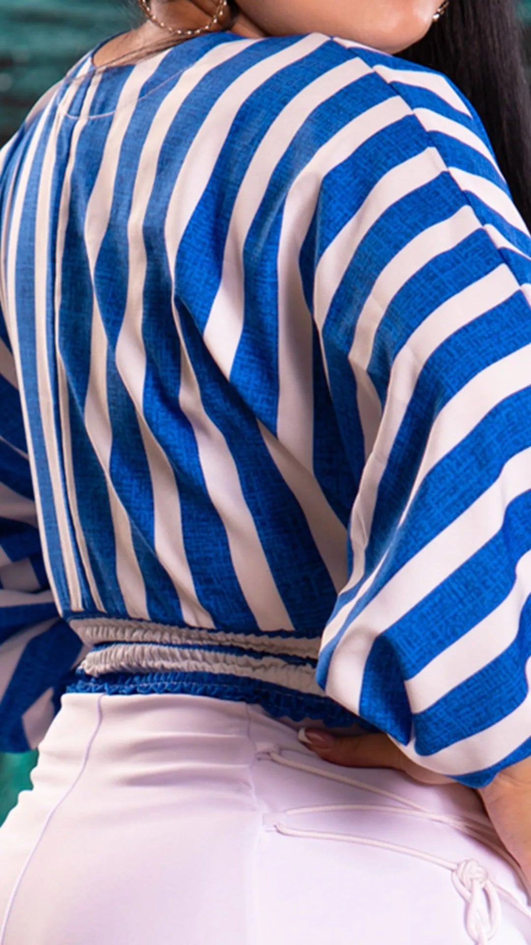 Y3747 BLUSA CHALIS DIAGONAL ESTAMPADO AZUL