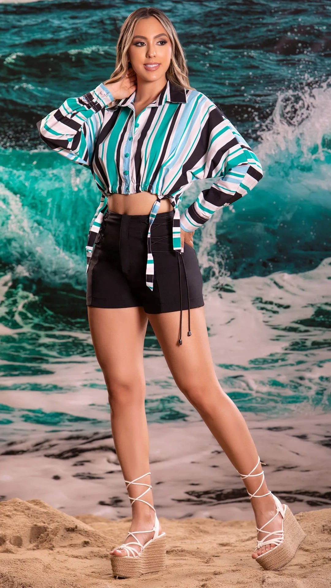 Y3752 BLUSA POPELINA ESTAMPADO VERDE